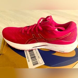Asics Gel-Kayano 28 - size 8.5